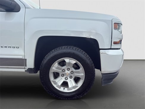Used 2017 Chevrolet Silverado 1500 LT w/ All Star Edition image 21