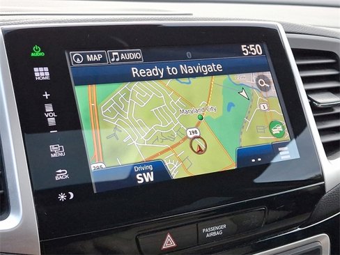Used 2016 Honda Pilot Touring image 17