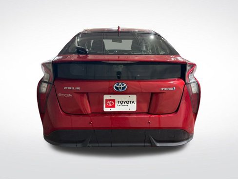 Used 2018 Toyota Prius Three Touring image 5