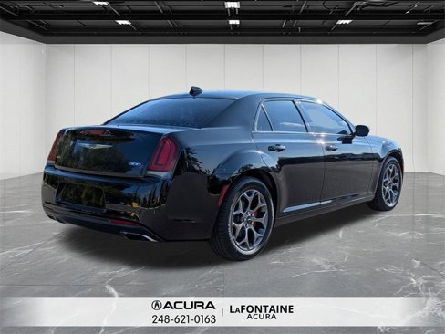 Used 2017 Chrysler 300 S w/ 300S Premium Group image 5
