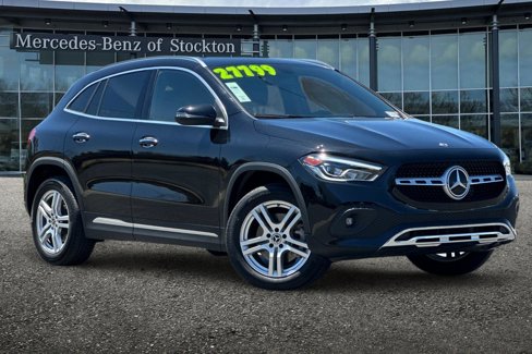 Certified 2021 Mercedes-Benz GLA 250 4MATIC w/ Premium Package image 2