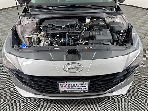Used 2023 Hyundai Elantra SEL w/ Convenience Package image 25