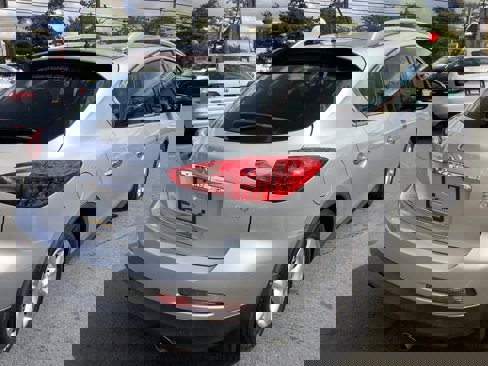 Used 2010 INFINITI EX35 Journey image 7