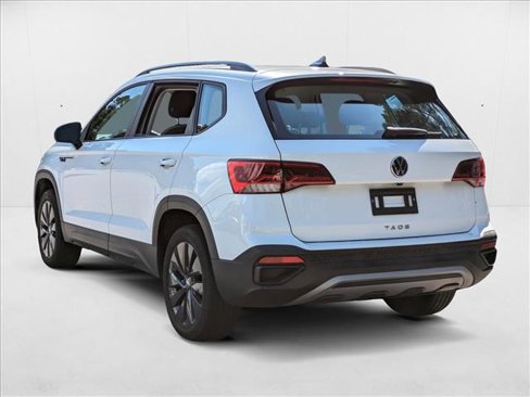 Used 2022 Volkswagen Taos S image 6