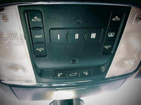Used 2019 Jeep Grand Cherokee Limited w/ Luxury Group II image 18