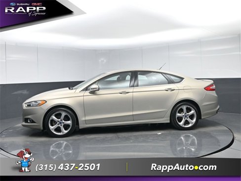 Used 2015 Ford Fusion SE w/ Equipment Group 201A image 4
