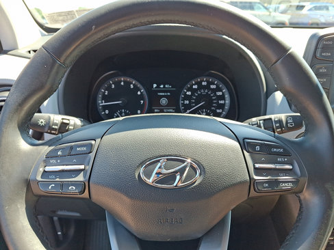 Used 2018 Hyundai Kona Limited image 19