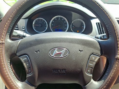 Used 2010 Hyundai Sonata Limited image 20