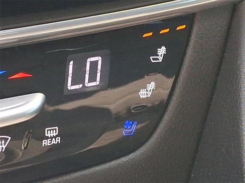 Used 2016 Cadillac CT6 Luxury image 25