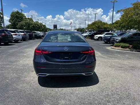 Used 2025 Mercedes-Benz C 300 Sedan image 6