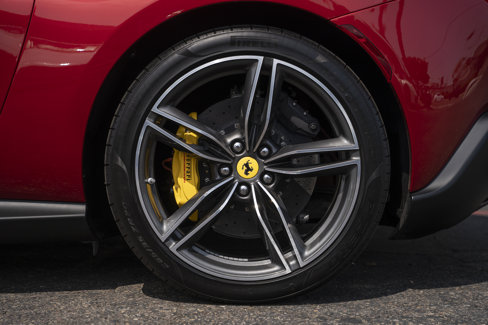 Used 2024 Ferrari Roma Spider image 17