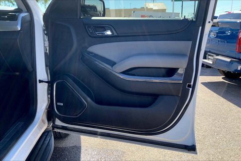 Used 2016 Chevrolet Suburban LT w/ Luxury Package image 22