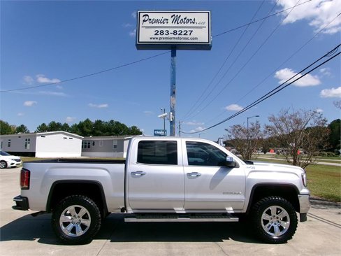 Used 2018 GMC Sierra 1500 SLT image 1