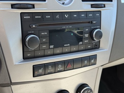 Used 2008 Chrysler Sebring Touring w/ Special Touring Group image 25