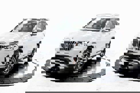 Used 2022 BMW X3 xDrive30i w/ Convenience Package image 1