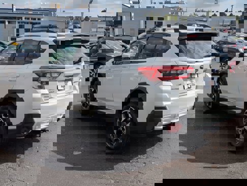Used 2019 Subaru Crosstrek 2.0i Premium image 5