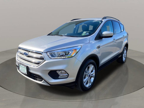 Used 2019 Ford Escape SEL image 2