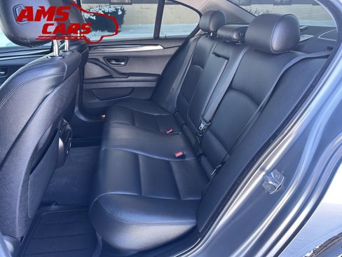 Used 2016 BMW 535i xDrive Sedan w/ Driver Assistance Package image 13