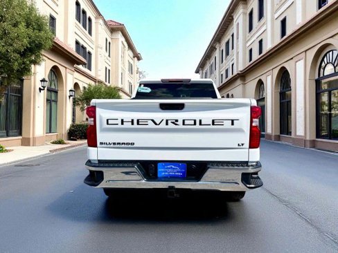 Used 2019 Chevrolet Silverado 1500 LT w/ All-Star Edition image 4
