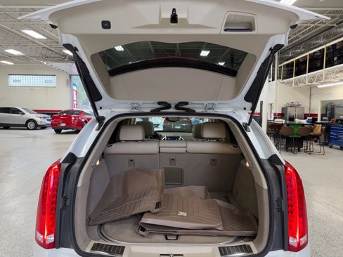 Used 2015 Cadillac SRX Luxury w/ Driver Awareness Package image 26