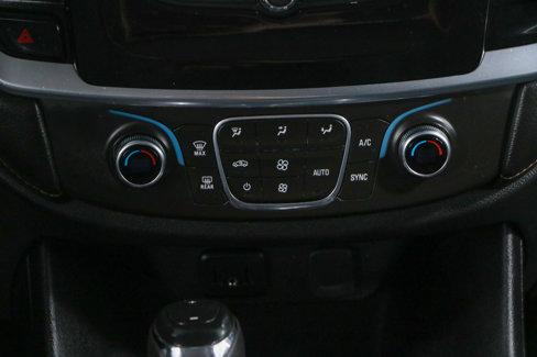Used 2018 Chevrolet Traverse LS image 20