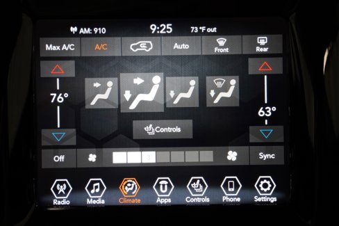 Used 2020 Jeep Compass Limited image 23
