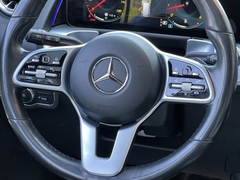 Used 2022 Mercedes-Benz GLB 250 4MATIC image 23