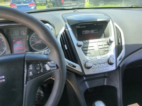 Used 2015 GMC Terrain SLE image 21