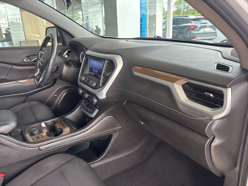 Used 2020 GMC Acadia SLE image 36