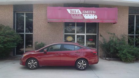 Used 2025 Nissan Versa SV image 2