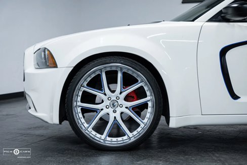 Used 2011 Dodge Charger SE image 11