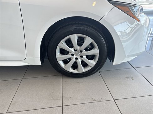 Used 2023 Toyota Corolla LE image 14