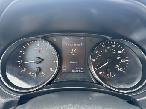 Used 2019 Nissan Rogue SV image 17