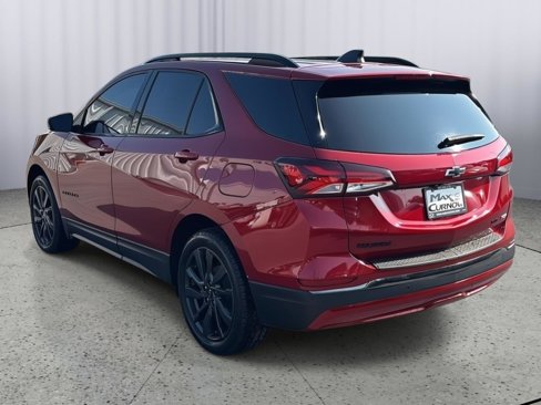 Used 2023 Chevrolet Equinox RS image 3