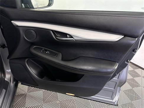 Used 2019 INFINITI QX50 Essential image 33