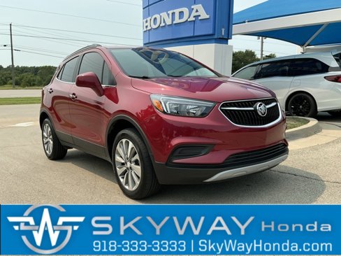 Used 2020 Buick Encore Preferred image 1