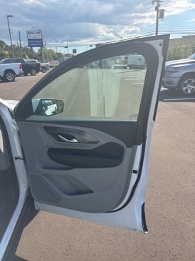 Used 2022 GMC Terrain SLT image 16