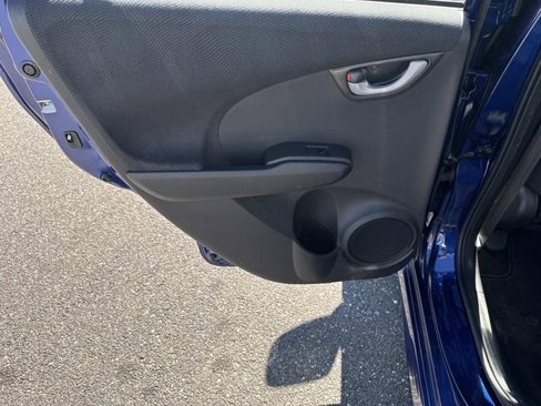 Used 2011 Honda Fit Sport image 11