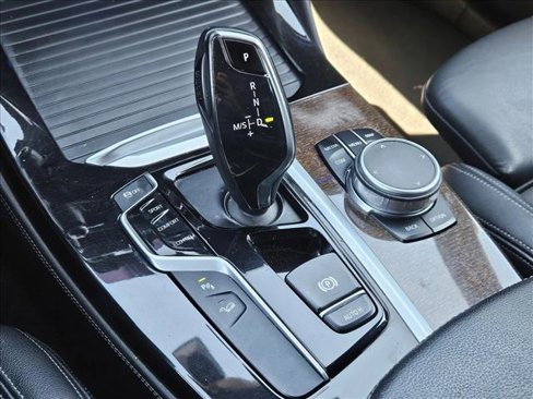 Used 2019 BMW X4 xDrive30i w/ Driving Assistance Package image 21