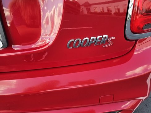 Used 2019 MINI Cooper S image 18