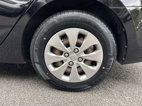Used 2016 Hyundai Accent SE image 30
