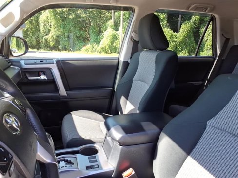 Used 2022 Toyota 4Runner SR5 image 32