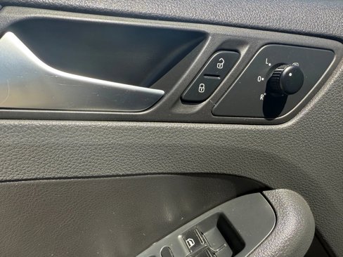 Used 2012 Volkswagen Jetta SE image 8