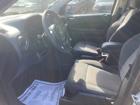 Used 2017 Jeep Compass Sport w/ Power Value Group image 13