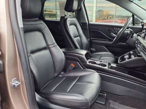 Used 2021 Lincoln Corsair FWD image 11
