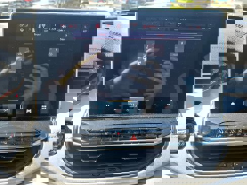 New 2025 Jeep Compass Limited image 19