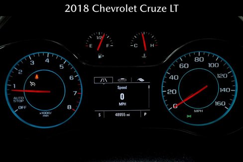 Used 2018 Chevrolet Cruze LT w/ Convenience Package image 25