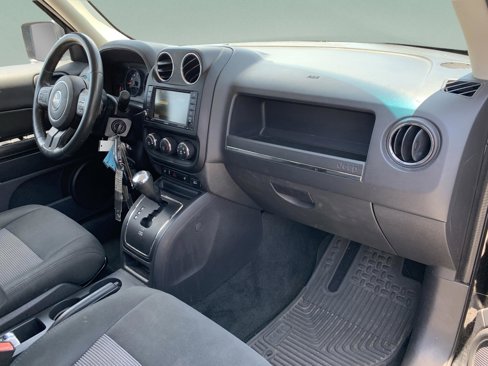 Used 2013 Jeep Patriot Latitude image 19