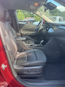 Used 2023 Buick Encore GX Essence image 17