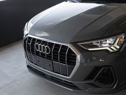 Used 2020 Audi Q3 2.0T Premium Plus w/ Premium Plus Package image 30